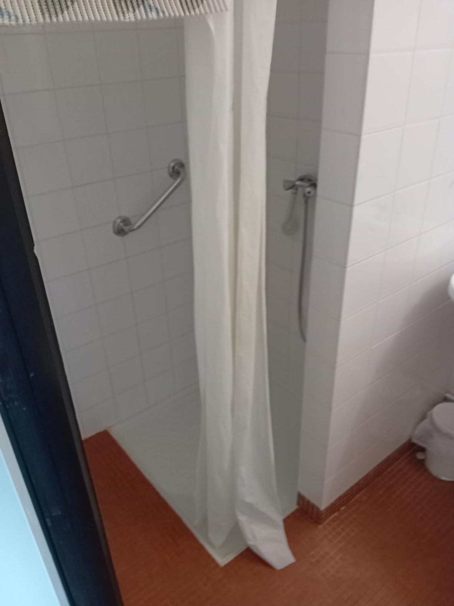 La Moraine Hotel Garin Ngoại thất bức ảnh